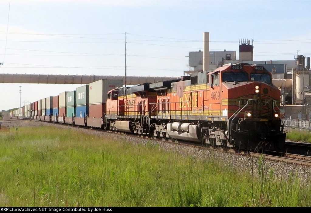 BNSF 4609 West